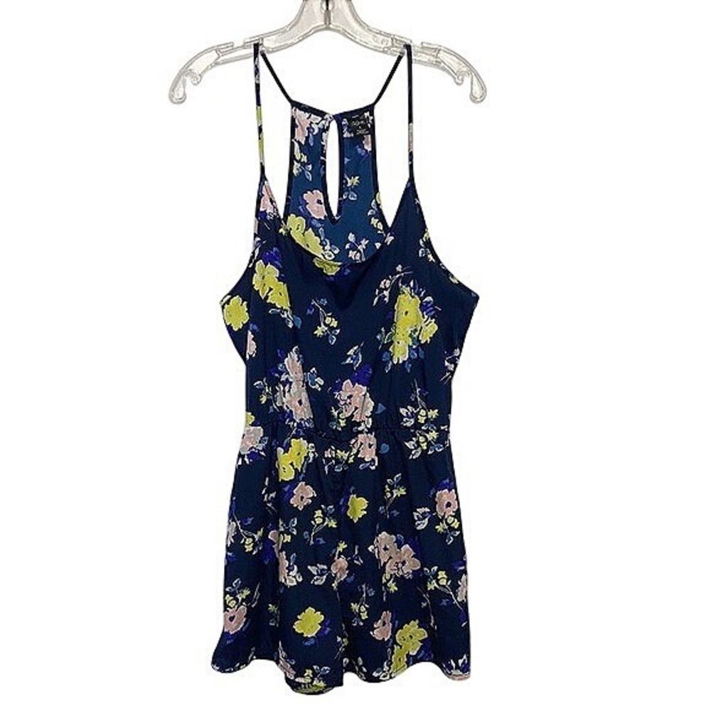 City Streets Floral Racerback Romper Size‎ Large